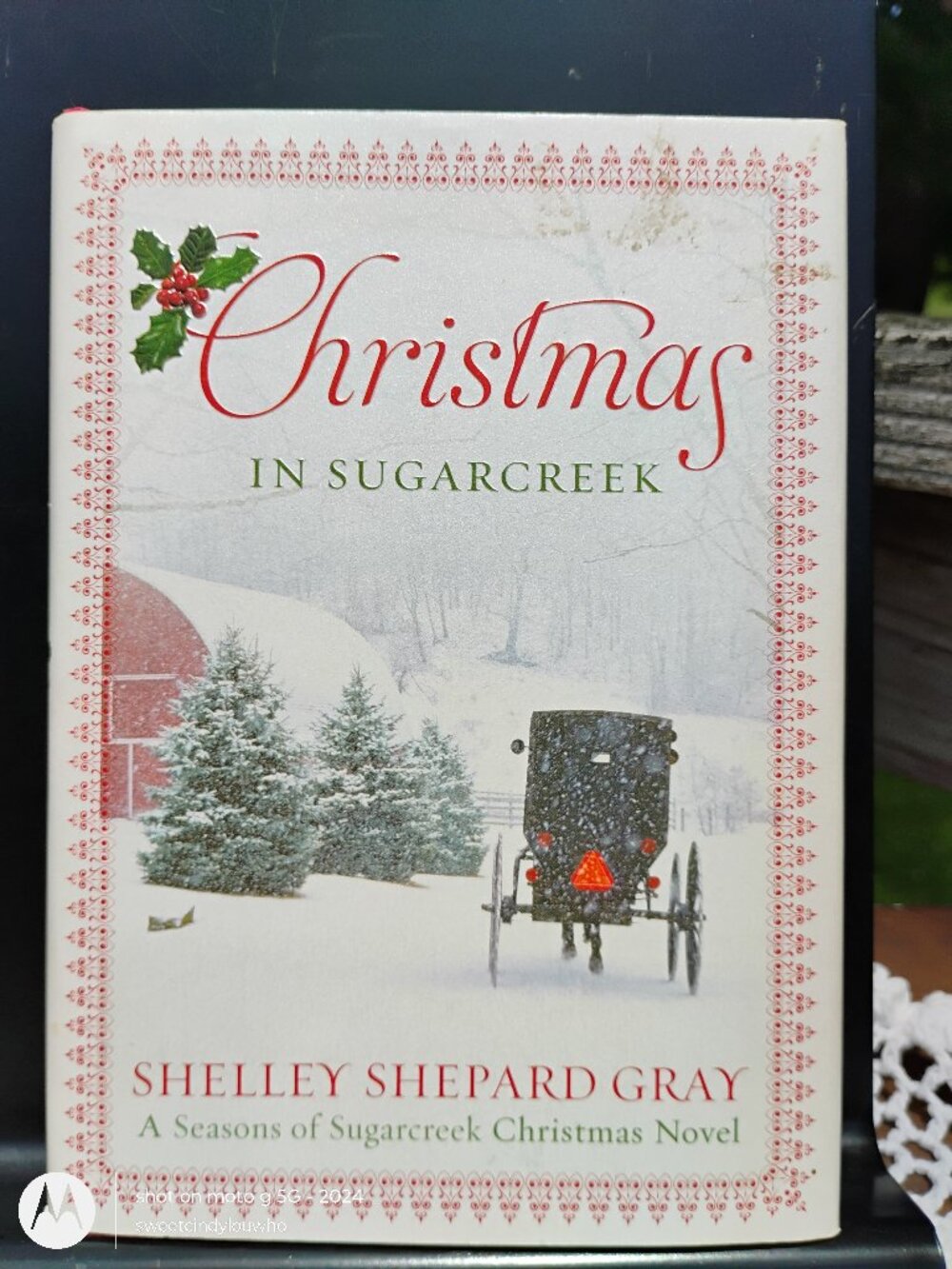 Christmas in Sugarcreek by Shelley Shepard Gray novel hardcover dust jacket 2011